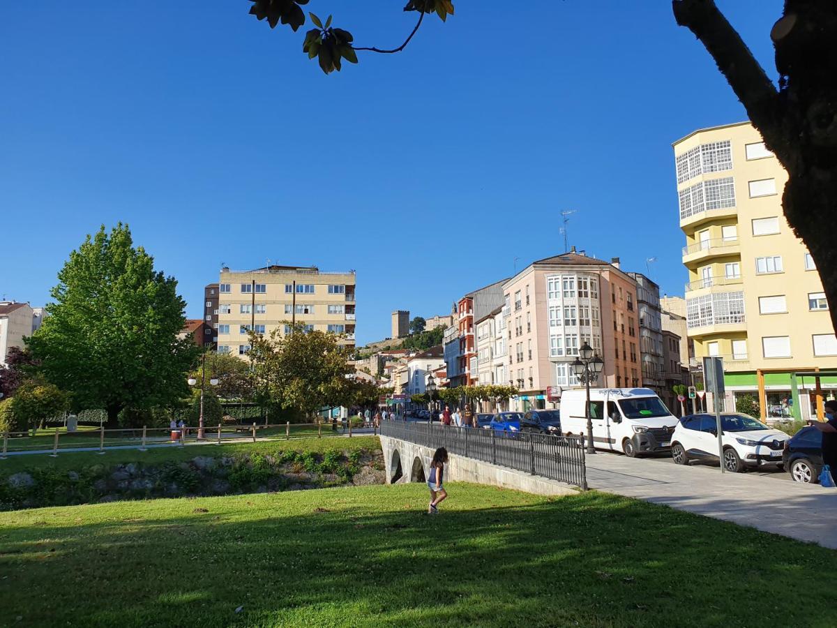 Acogedor Apartamento En El Centro De Monforte Monforte De Lemos Zewnętrze zdjęcie