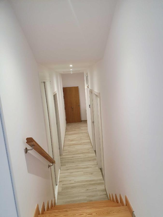 Acogedor Apartamento En El Centro De Monforte Monforte De Lemos Zewnętrze zdjęcie